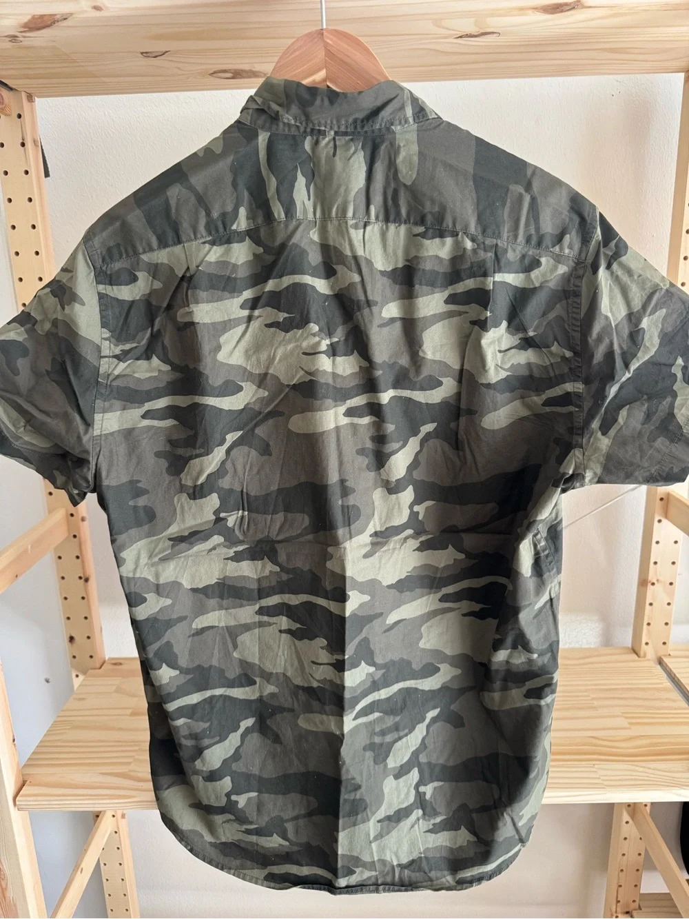 J. Crew Men’s Short-Sleeve Camo Button-Down Shirt - Olive Green